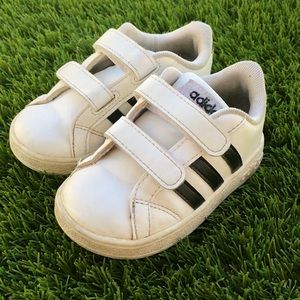 Adidas Neo Baseline toddler sneakers